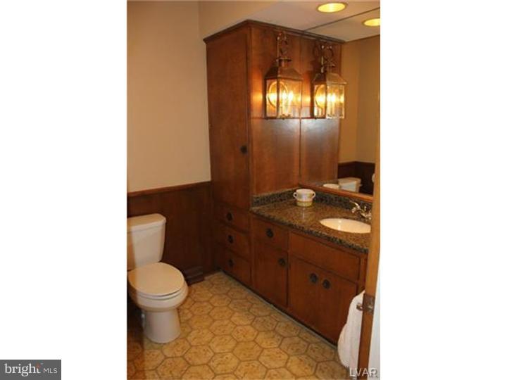 1830 Nottingham Road Allentown, PA 18103 - Photo 16 of 21 Gallery Image 16