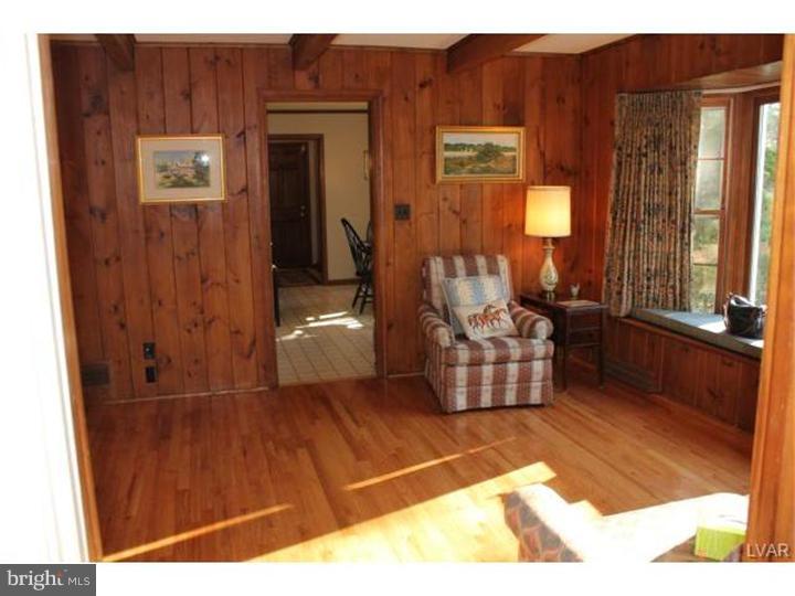 1830 Nottingham Road Allentown, PA 18103 - Photo 9 of 21 Gallery Image 9