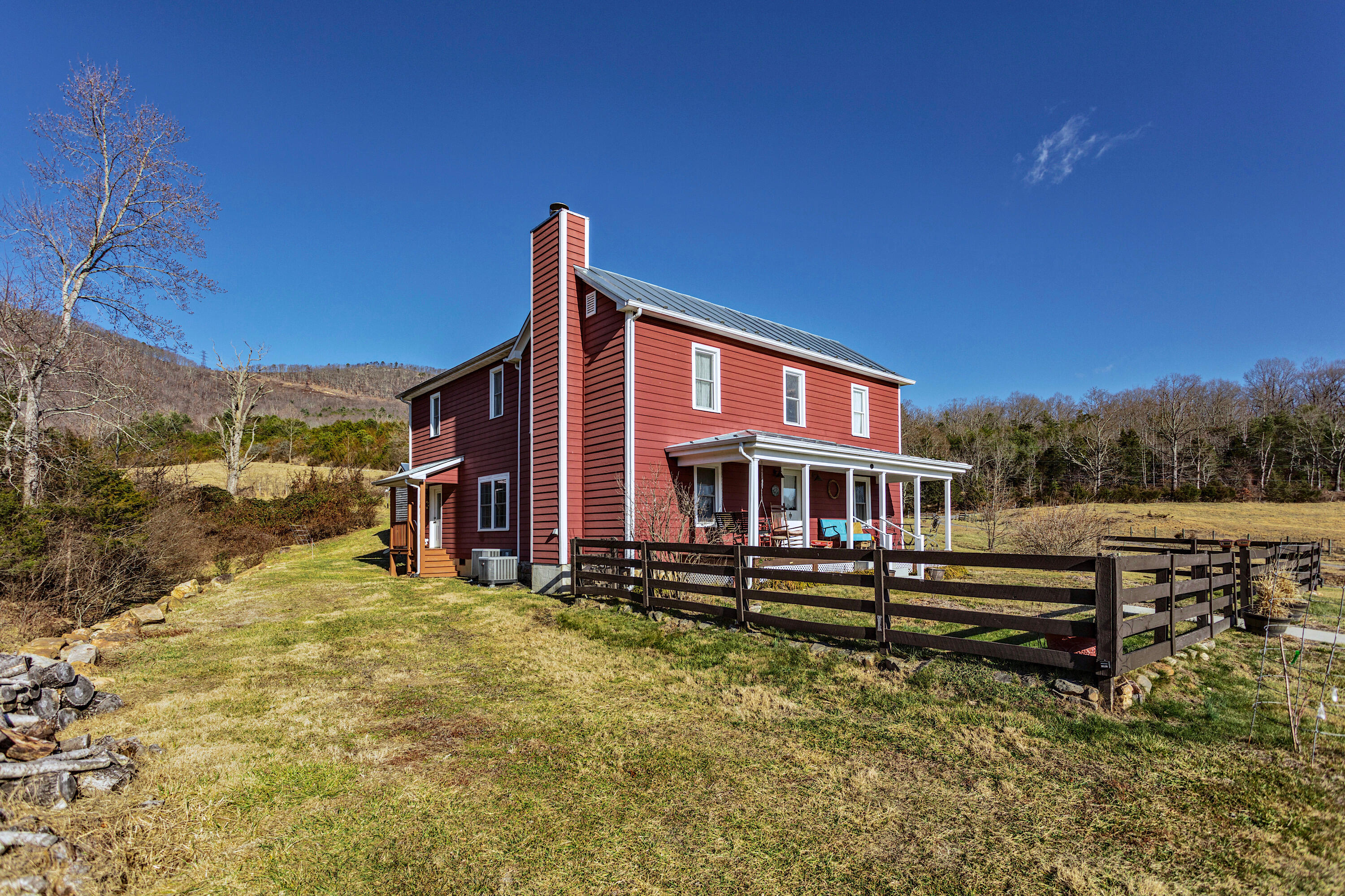 105 Wildwood Road Rockbridge Baths, VA 24473 - Photo 5 of 72 05