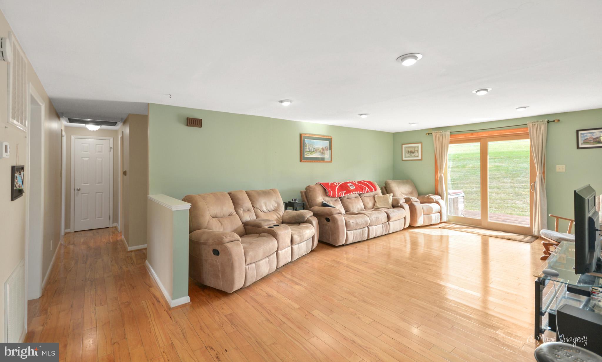 7719 Hollow Road Middletown, MD 21769 - Photo 19 of 44 Gallery Image 19