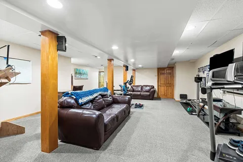 $765,000 | 52 Oak Hill Road, Brookline, NH 03033