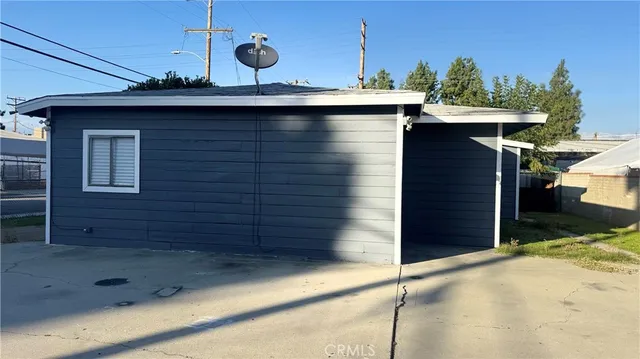 a view of outdoor space