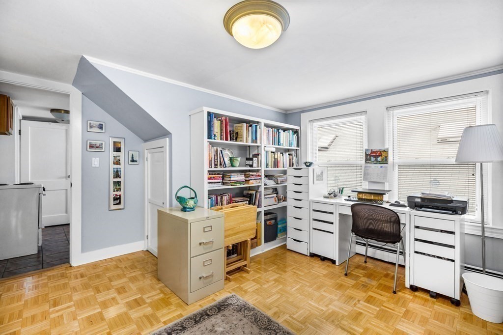 19-21 Cheverus Road Boston, MA 02124 - Photo 24 of 42 Gallery Image 24