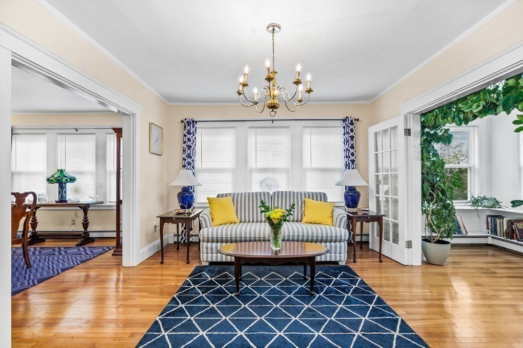 19-21 Cheverus Road Boston, MA 02124 - Photo 6 of 42 Gallery Image 6