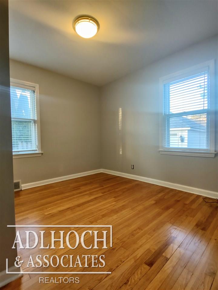 430 Touraine Road Grosse Pointe Farms, MI 48236 - Photo 10 of 18