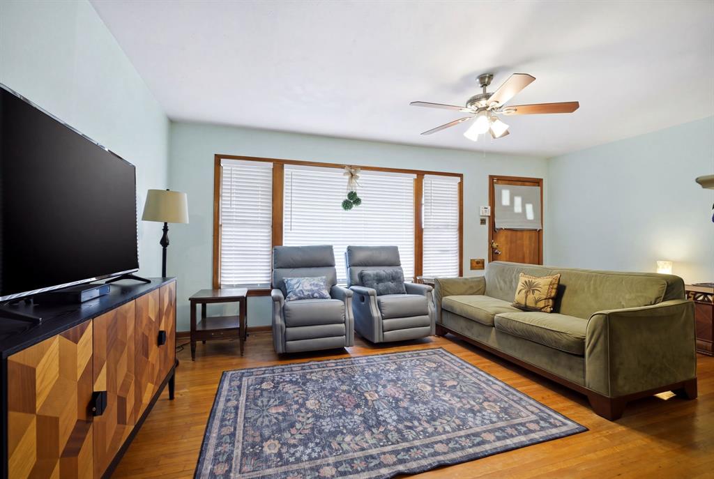 2266 Sutter Street Dallas, TX 75216 - Photo 4 of 24