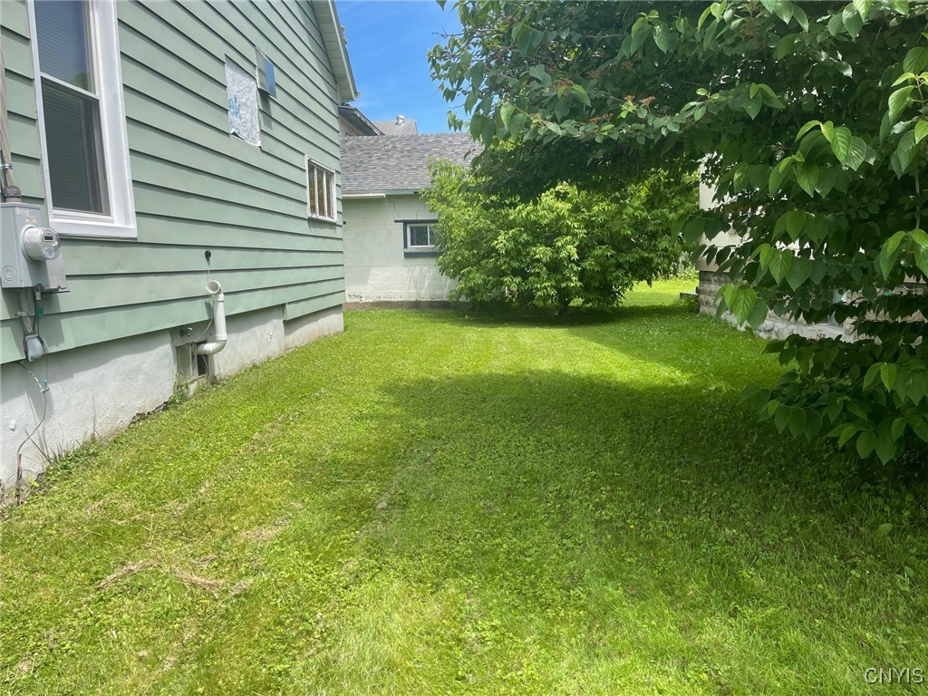 228 Williams Street Oneida, NY 13421 - Photo 5 of 31