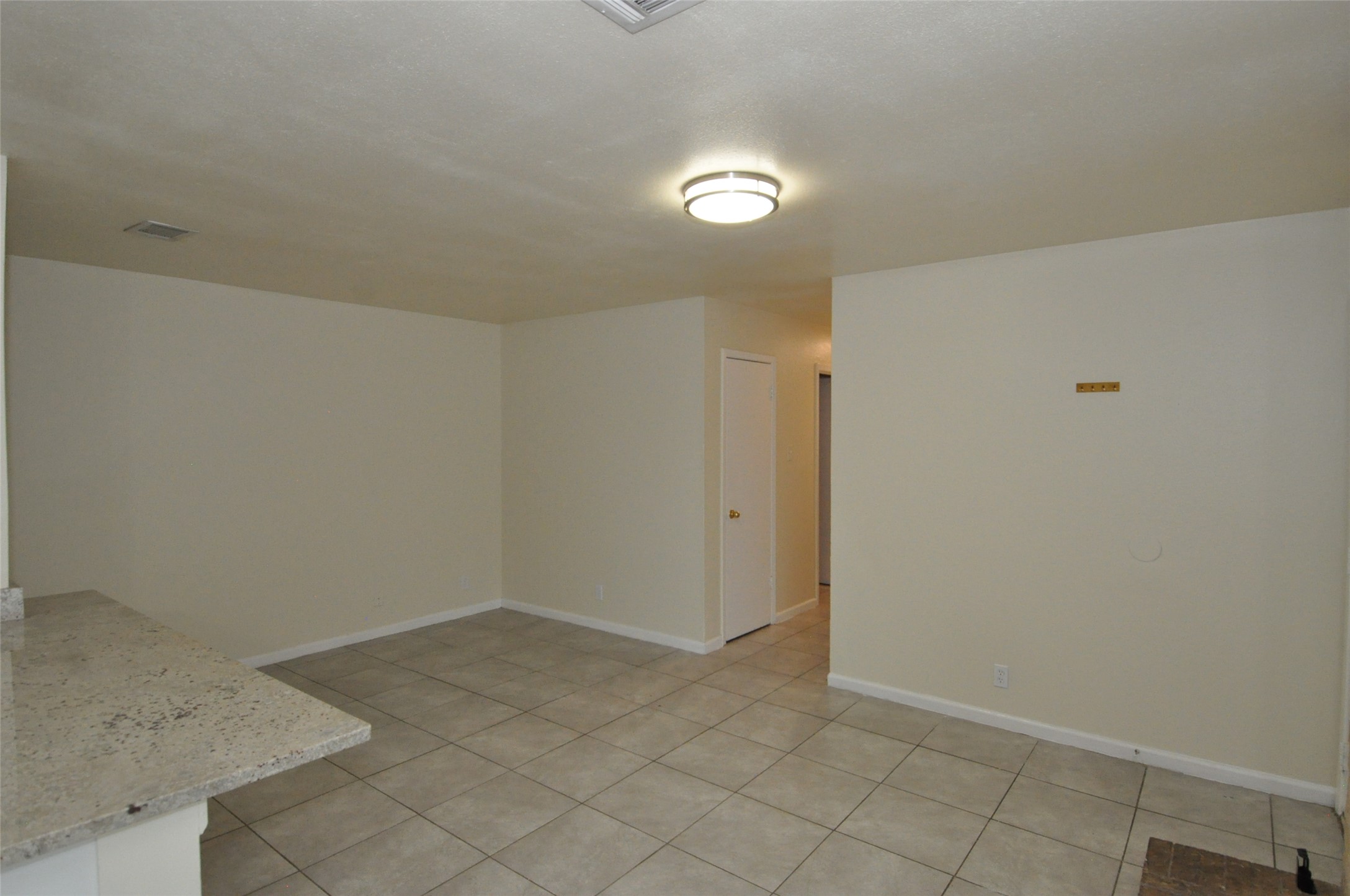 9910 Brasher Drive, Unit B Austin, TX 78748 - Photo 6 of 11