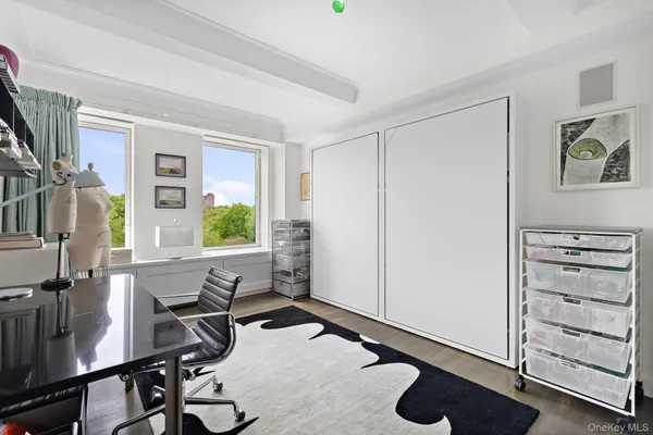 $3,650,000 | 1212 5th Avenue, Unit 8B | Upper Carnegie Hill