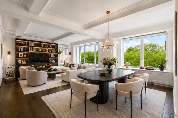 $3,650,000 | 1212 5th Avenue, Unit 8B | Upper Carnegie Hill