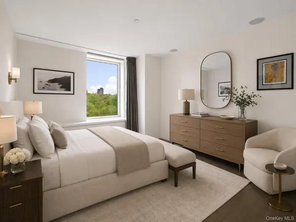$3,650,000 | 1212 5th Avenue, Unit 8B | Upper Carnegie Hill