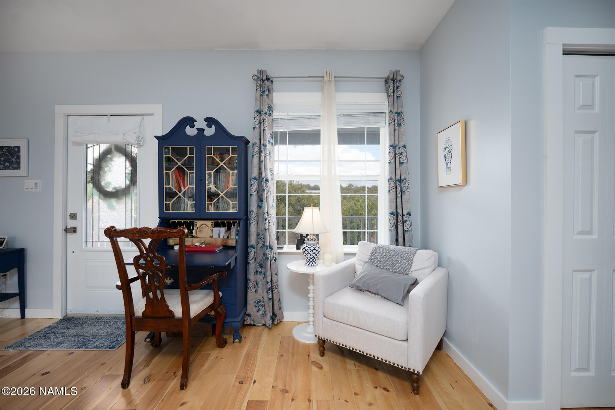 2576 Roberts Road Ash Fork, AZ 86320 - Photo 5 of 21 2520 W Roberts_Nook