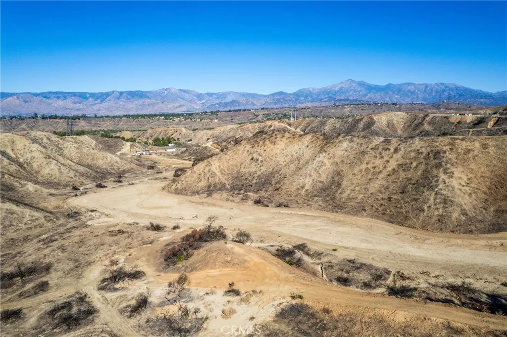 0 Smiley Redlands, CA 92373 - Photo 14 of 18 a view of ocean view with mountain