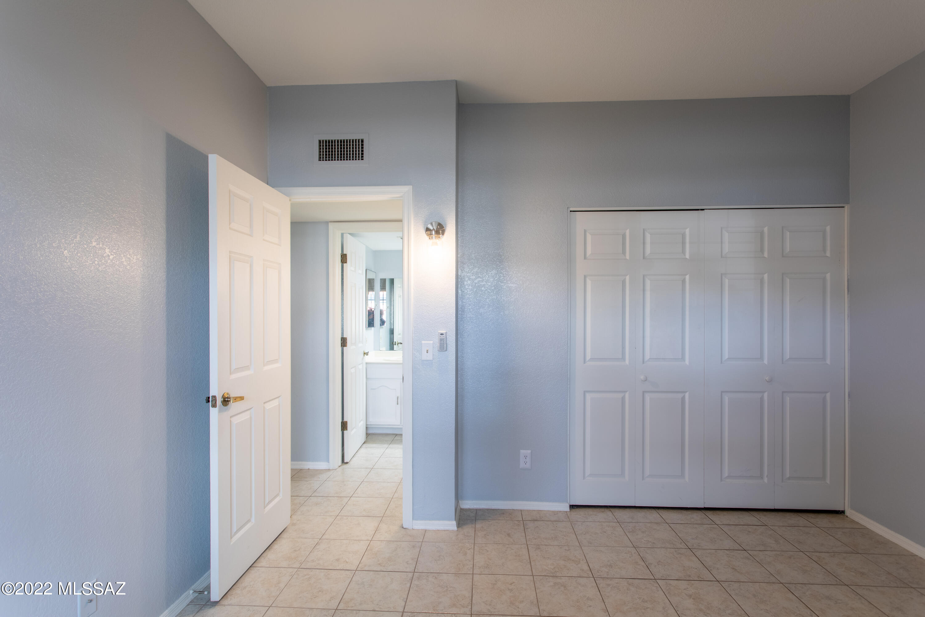 1200 East River Road, Unit L155 Tucson, AZ 85718 - Photo 28 of 32