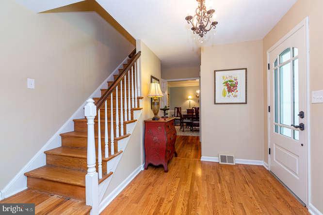 211 South Fairfield Road Devon, PA 19333 - Photo 10 of 40 Spacious entry