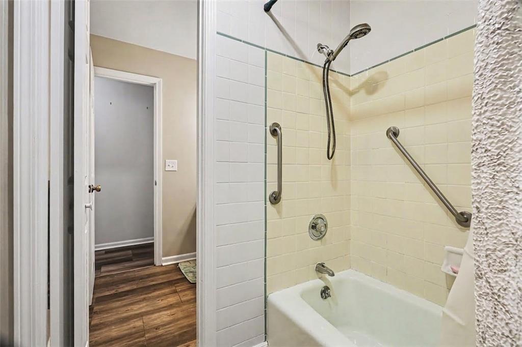 111 West Bannister Road, Unit 2 Kansas City, MO 64114 - Photo 15 of 29