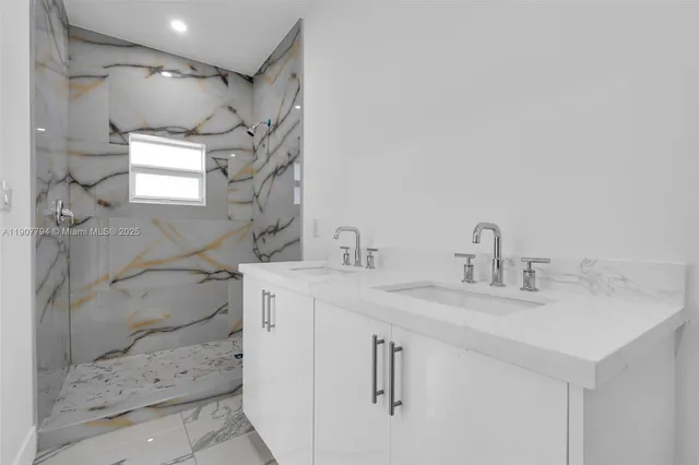 $3,300 | 11870 Southwest 220th Street, Unit A, Miami, FL 33170