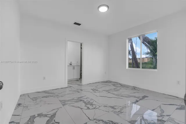 $3,300 | 11870 Southwest 220th Street, Unit A, Miami, FL 33170