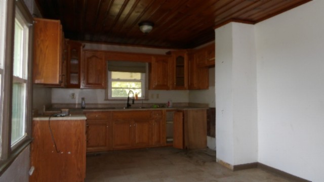 63 Rogers Road Moss, TN 38575 - Photo 4 of 50