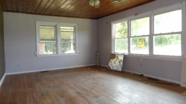 63 Rogers Road Moss, TN 38575 - Photo 7 of 50