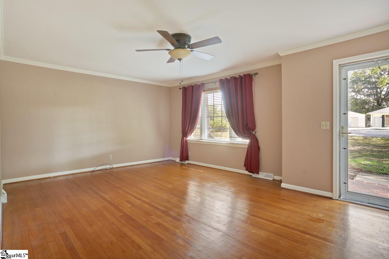 110 Highland Road Duncan, SC 29334 - Photo 5 of 23 Gallery Image 5
