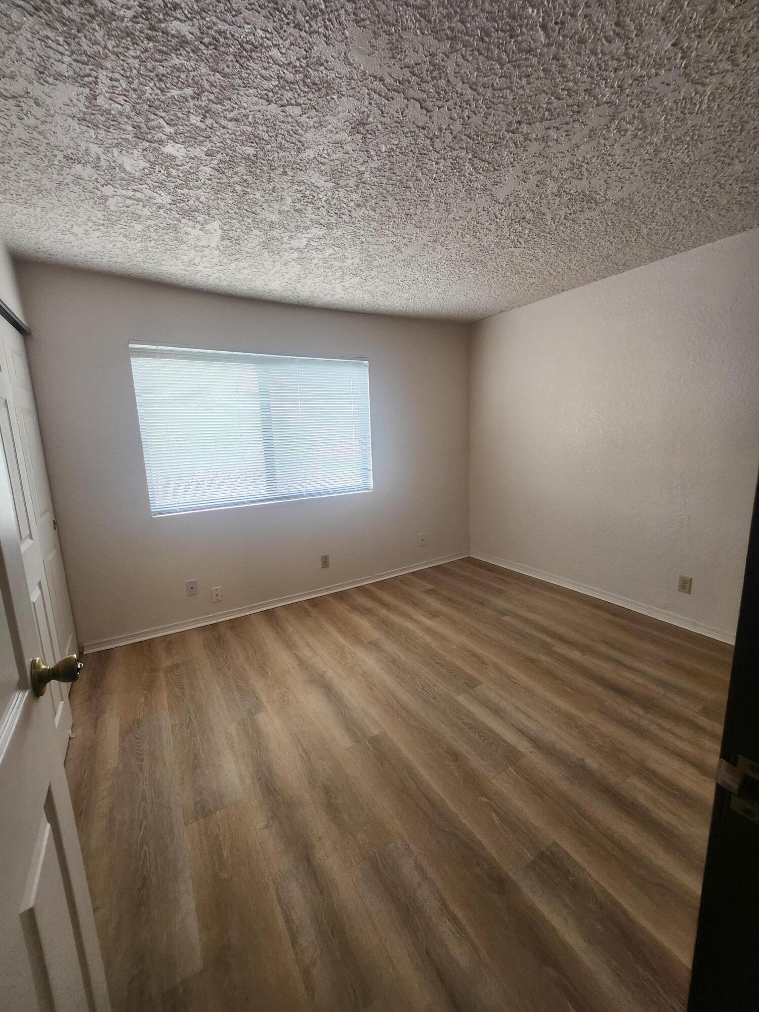 6041 Sequoia Road Northwest, Unit D7 Albuquerque, NM 87120 - Photo 8 of 14 Gallery Image 8
