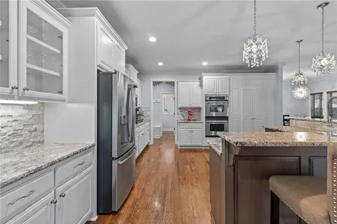 $939,900 | 14530 Grant Lane, Overland Park, KS 66221