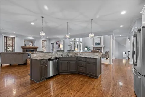 $939,900 | 14530 Grant Lane, Overland Park, KS 66221