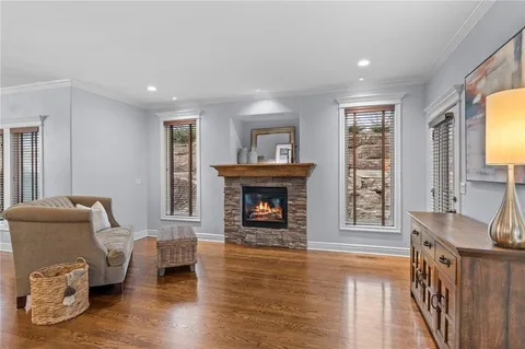 $939,900 | 14530 Grant Lane, Overland Park, KS 66221