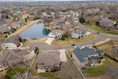 $939,900 | 14530 Grant Lane, Overland Park, KS 66221