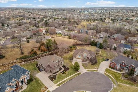 $939,900 | 14530 Grant Lane, Overland Park, KS 66221