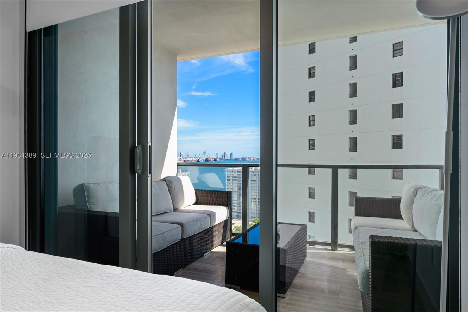 1451 Brickell Avenue, Unit 1803 Miami, FL 33131 - Photo 17 of 30