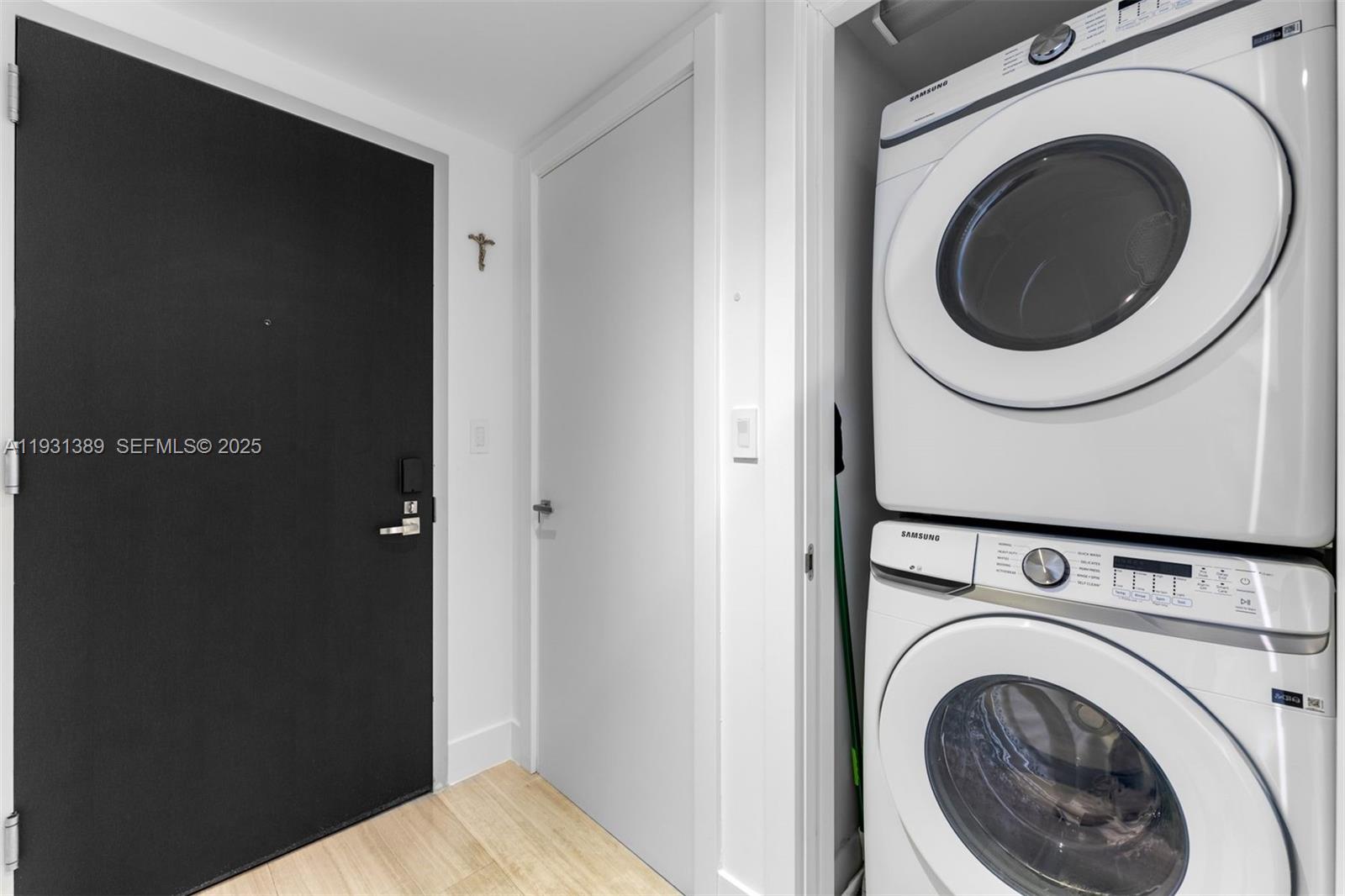 1451 Brickell Avenue, Unit 1803 Miami, FL 33131 - Photo 20 of 30