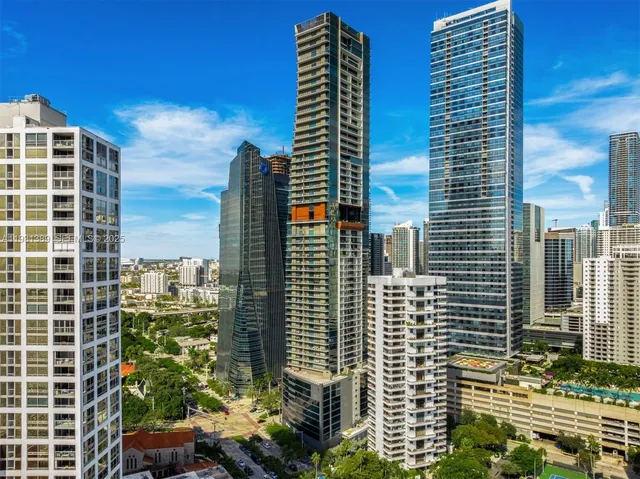 $1,390,000 | 1451 Brickell Avenue, Unit 1803, Miami, FL 33131