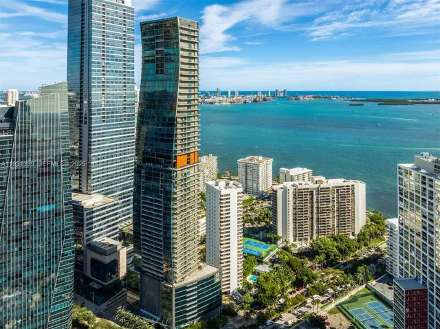 $1,390,000 | 1451 Brickell Avenue, Unit 1803, Miami, FL 33131