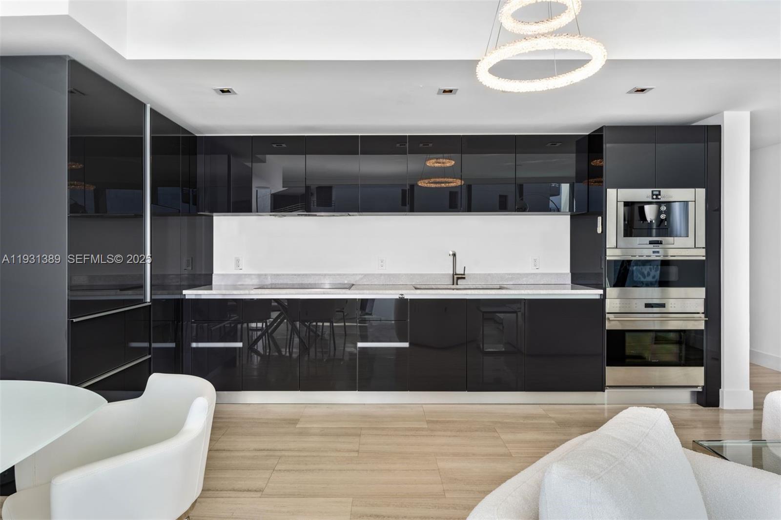 1451 Brickell Avenue, Unit 1803 Miami, FL 33131 - Photo 7 of 30