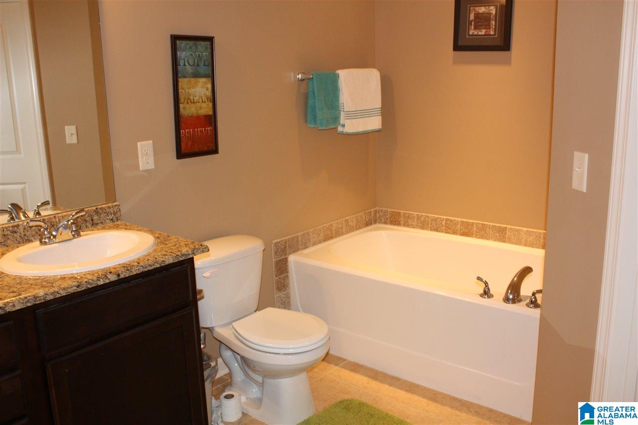 135 Waterstone Way Calera, AL 35040 - Photo 14 of 36