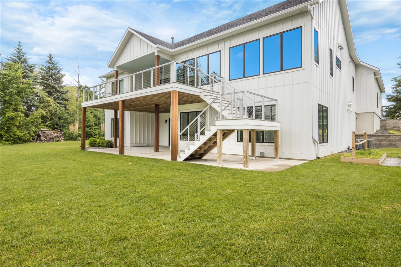504 South East Silver Lake Road Traverse City, MI 49685 - Photo 53 of 71