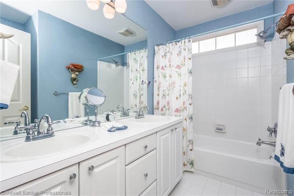 46743 Mornington Road Canton, MI 48188 - Photo 40 of 51
