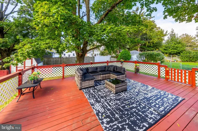 a outdoor view with a sitting space