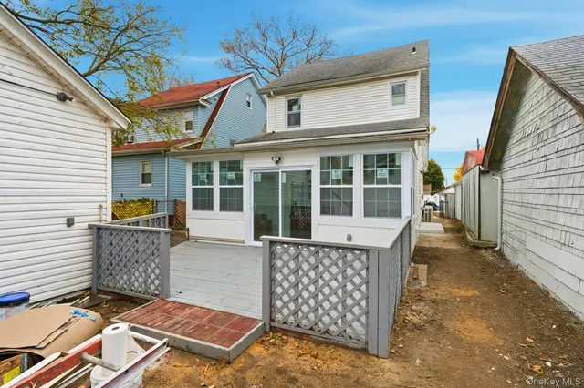 $990,000 | 104-11 205th Street | Hollis