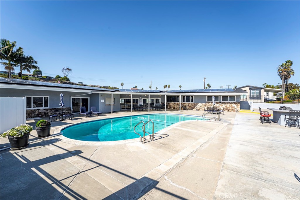114 Shell Drive San Clemente, CA 92672 - Photo 27 of 37 Capo Cottages pool and clubhouse