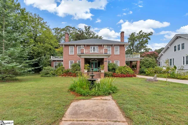 $349,000 | 1010 South Harper Street, Laurens, SC 29360