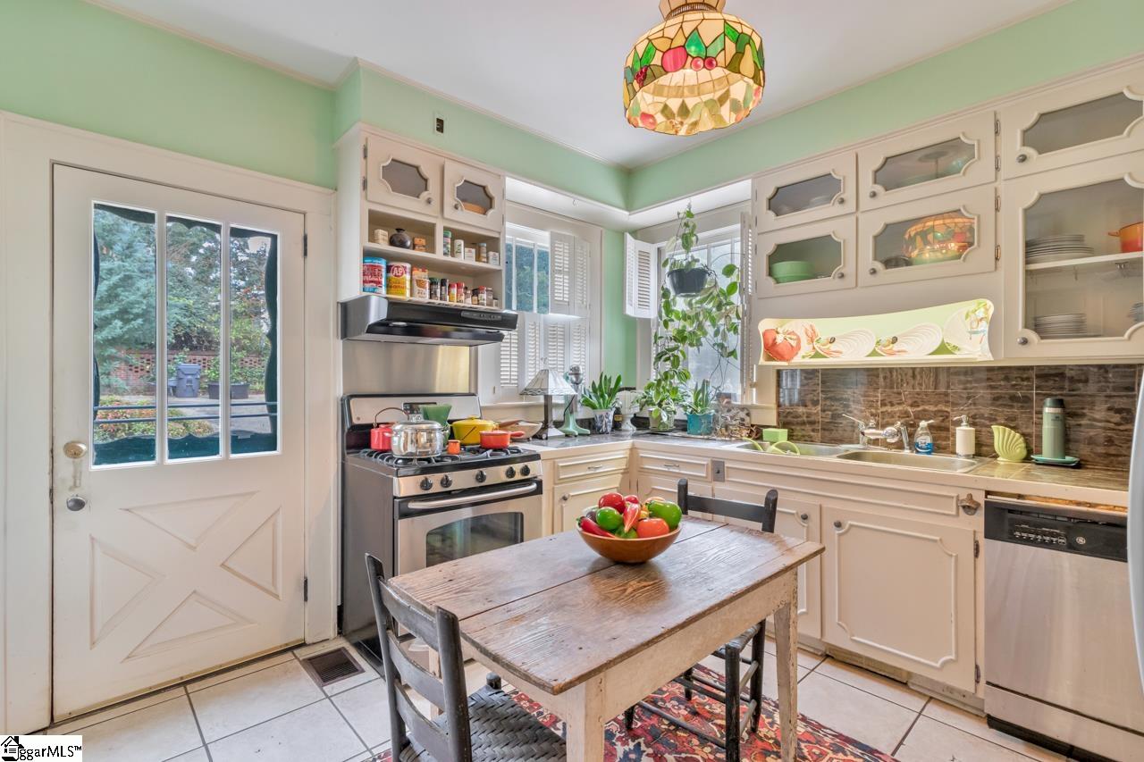 1010 South Harper Street Laurens, SC 29360 - Photo 19 of 42