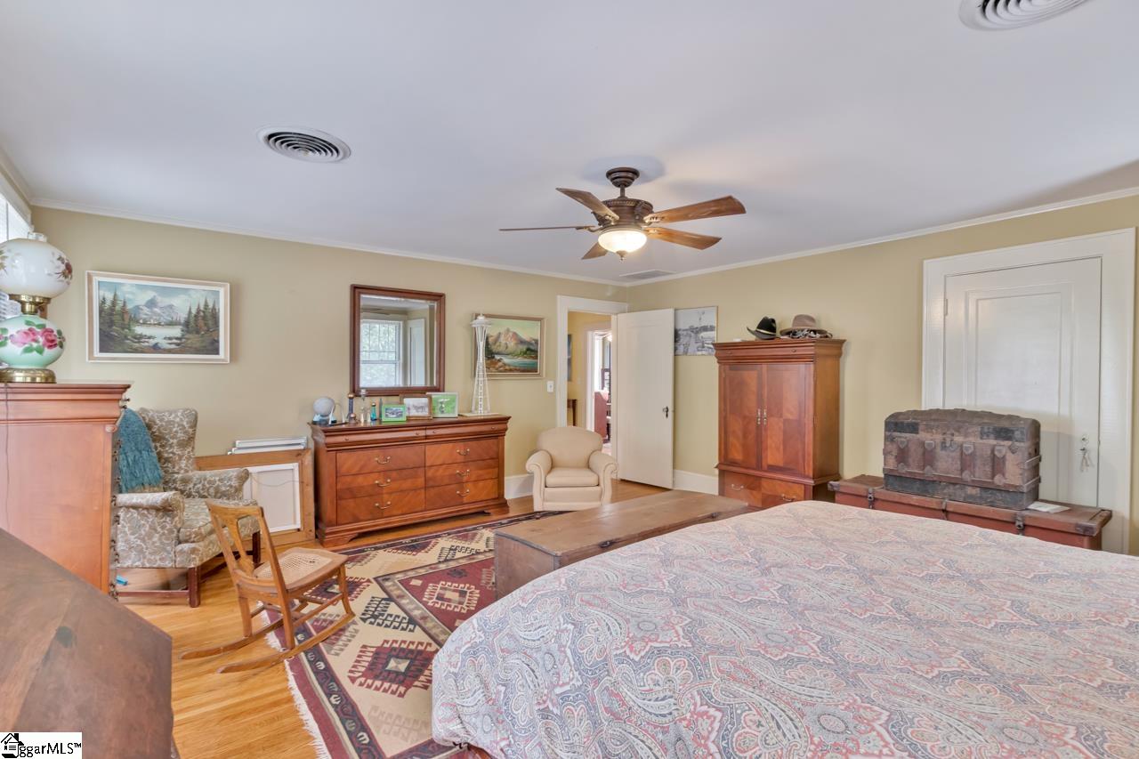 1010 South Harper Street Laurens, SC 29360 - Photo 33 of 42