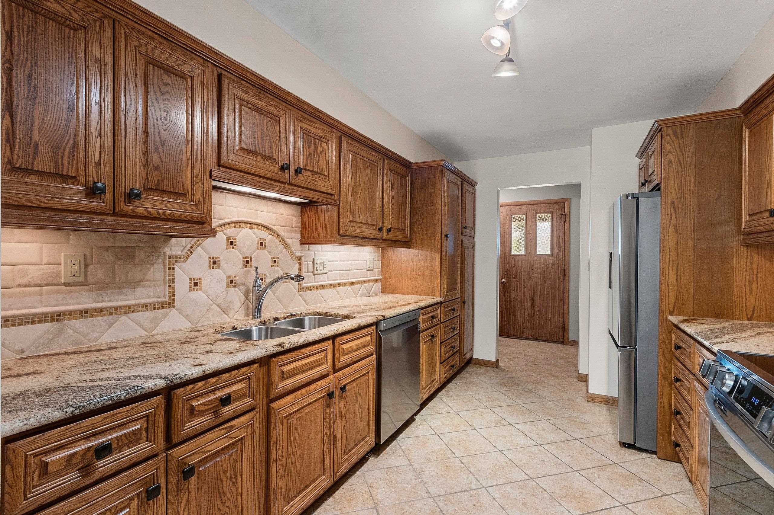 151 Harrys Gateway Appleton, WI 54914 - Photo 15 of 78