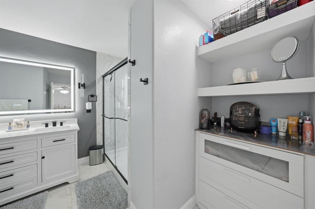 8342 Timberbrook Lane Dallas, TX 75249 - Photo 32 of 39 Gallery Image 32