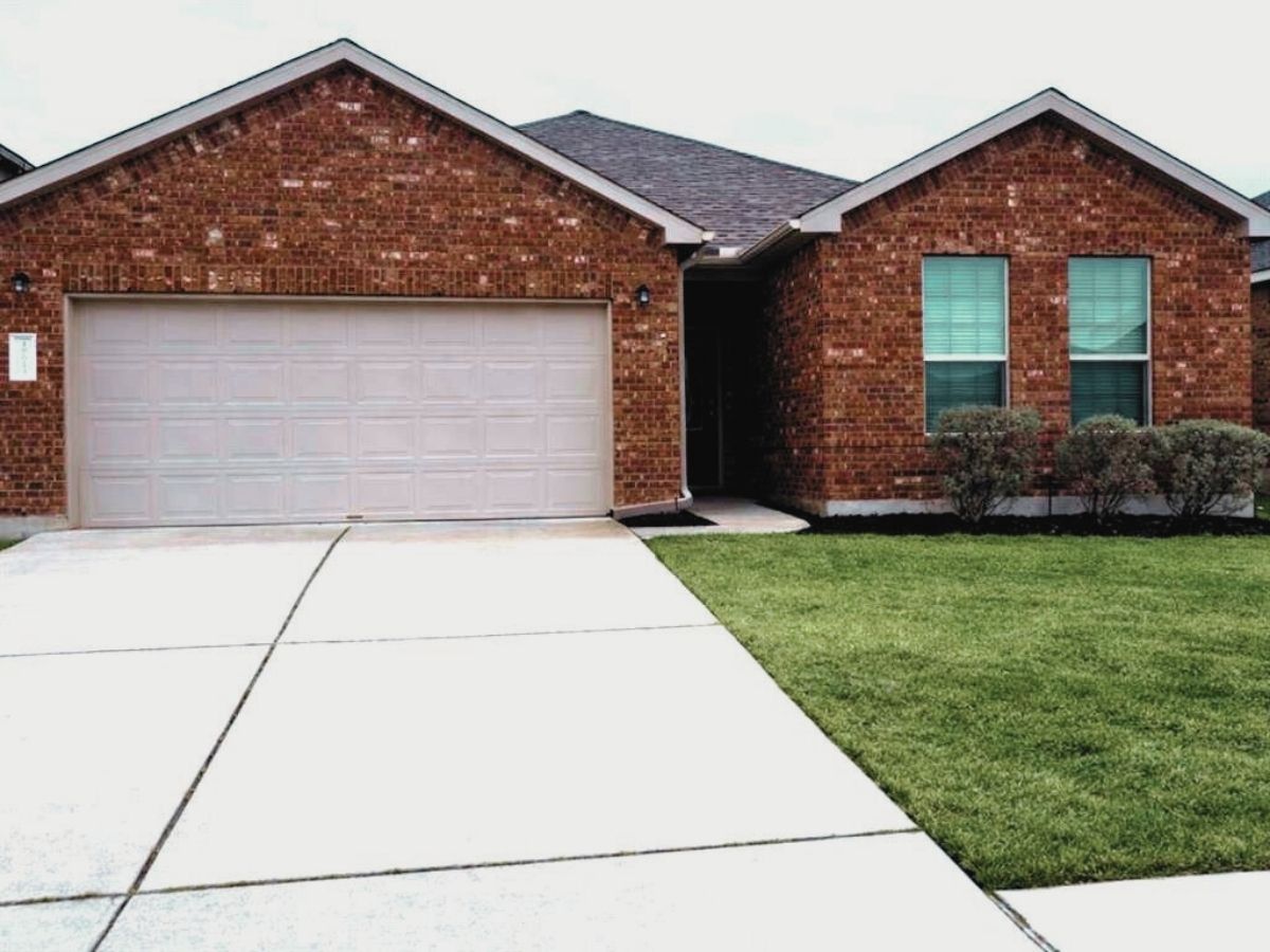 19813 Shinning Isle Run Pflugerville, TX 78660 - Photo 2 of 31