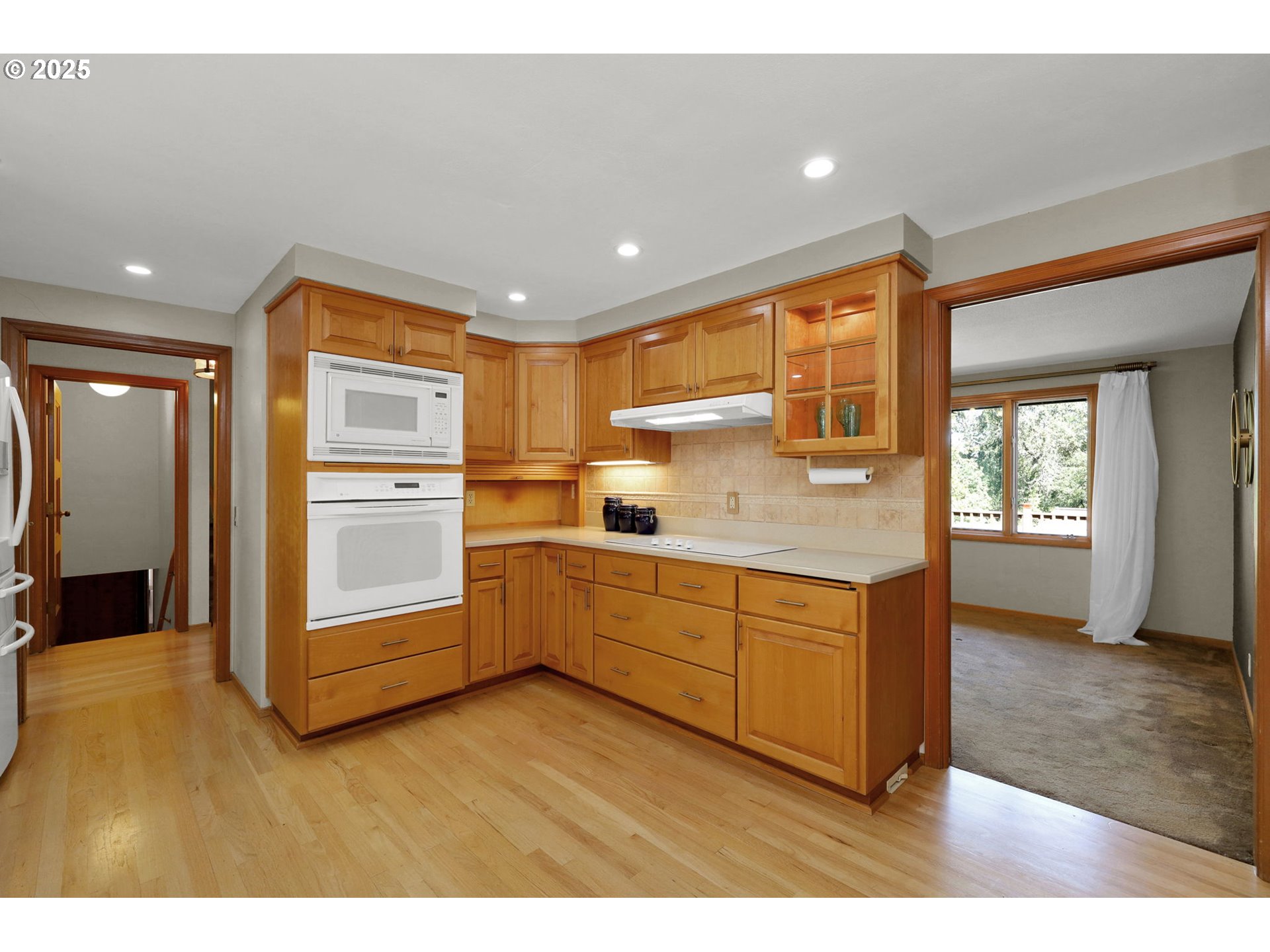 2085 Trillium Street Eugene, OR 97405 - Photo 20 of 46