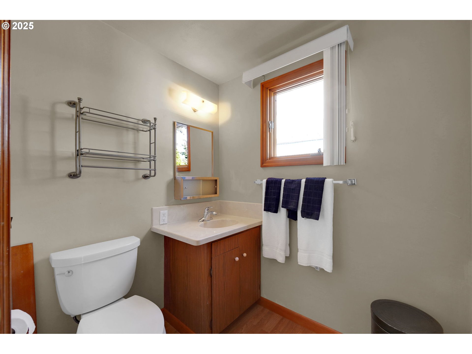 2085 Trillium Street Eugene, OR 97405 - Photo 29 of 46